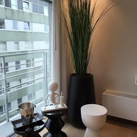 아파트 Sleep At Sea *