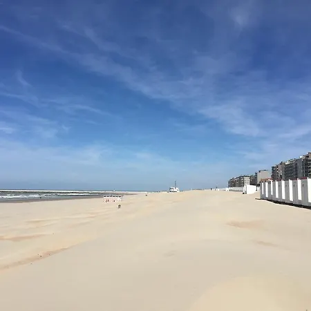 Sleep At Sea * Nieuwpoort