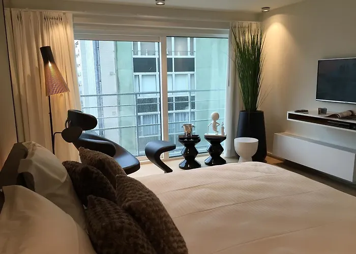 Sleep At Sea アパート